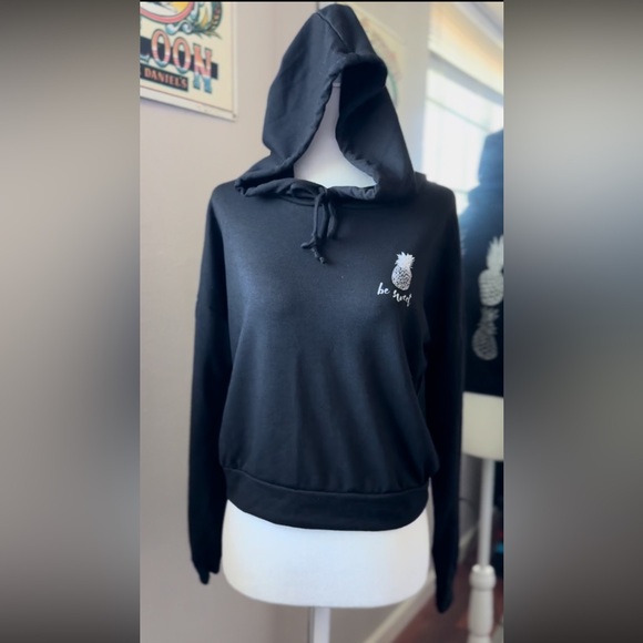 Pineapple Crop Hoodie - Picture 2 of 3